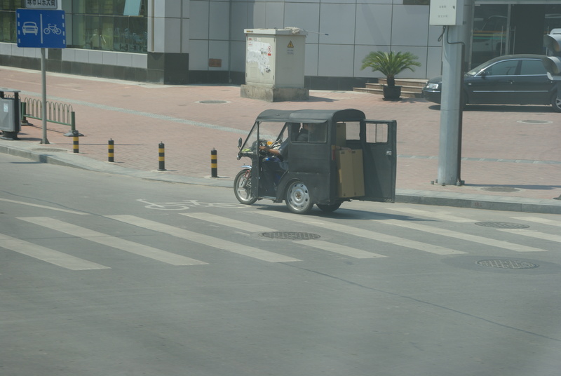 Image: /media/?path=/trips/2007-08-13 China/2007-08-14_Beijing/20070814-130622-0-Jon.jpg